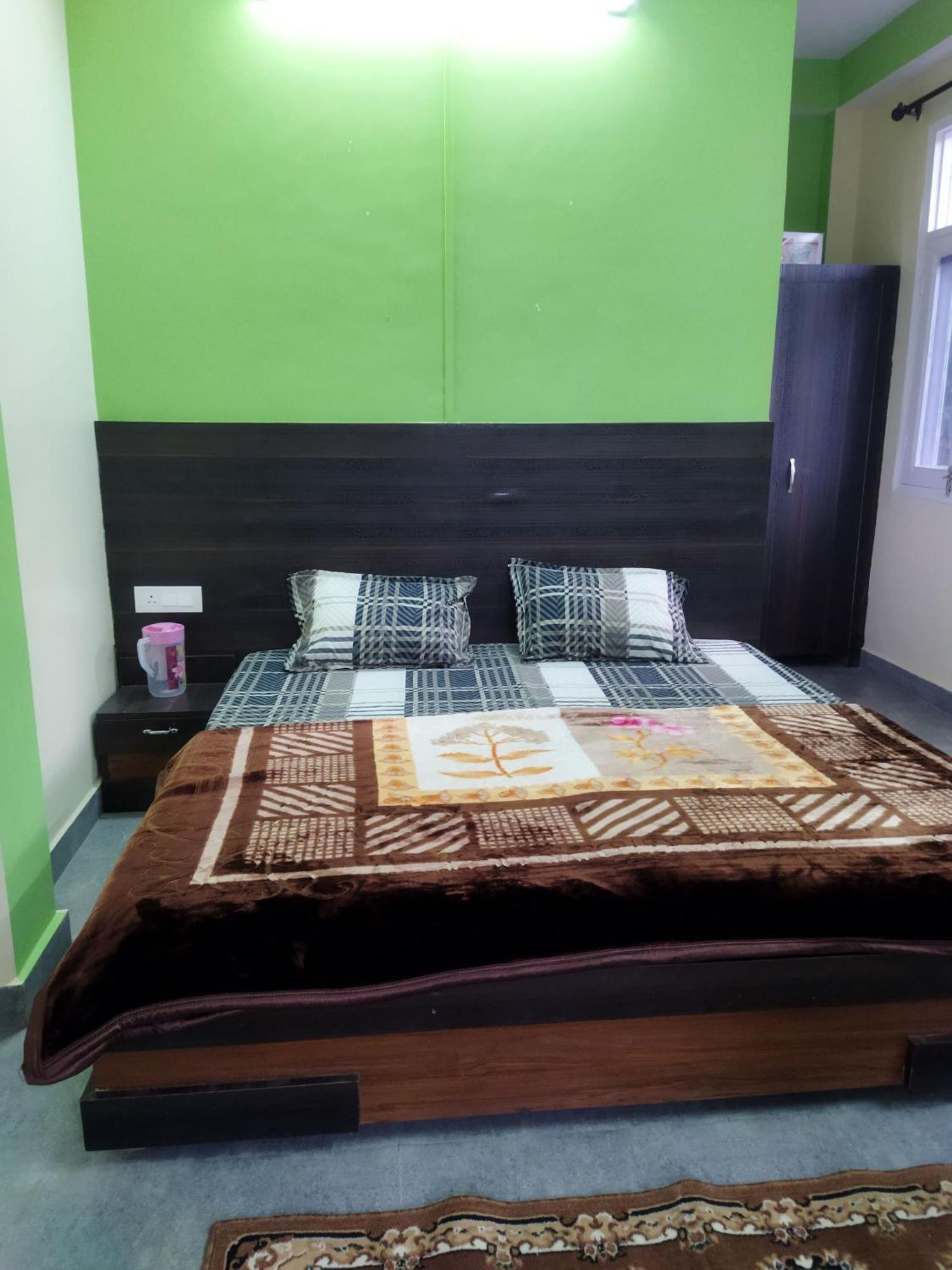 Tree Valley Homestay Chail Eksteriør billede