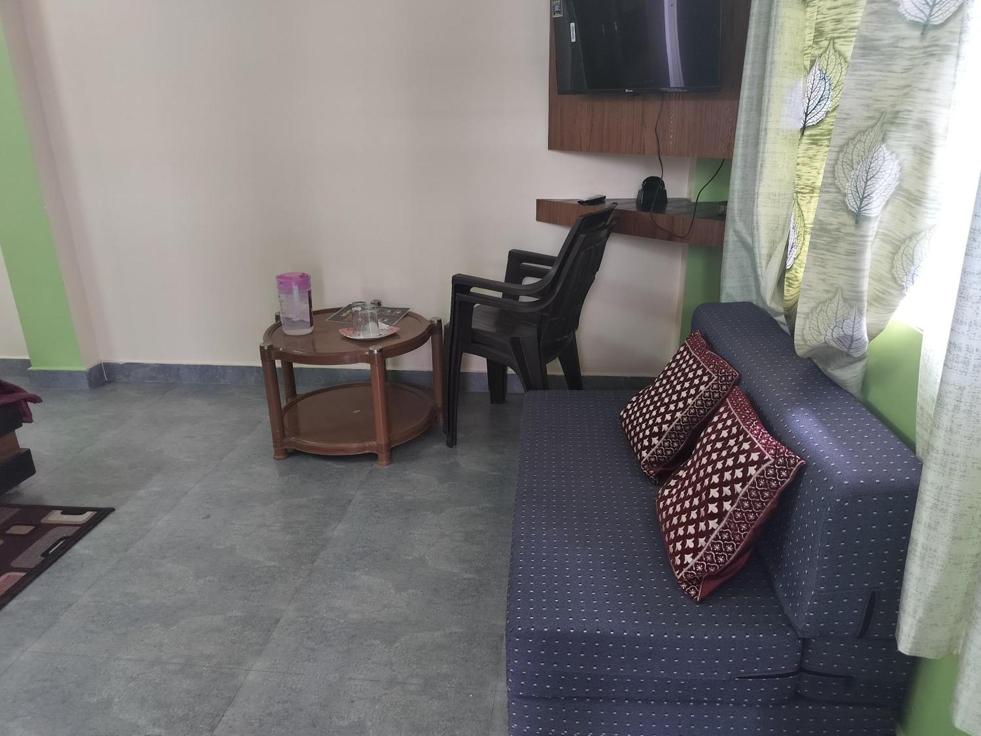 Tree Valley Homestay Chail Eksteriør billede