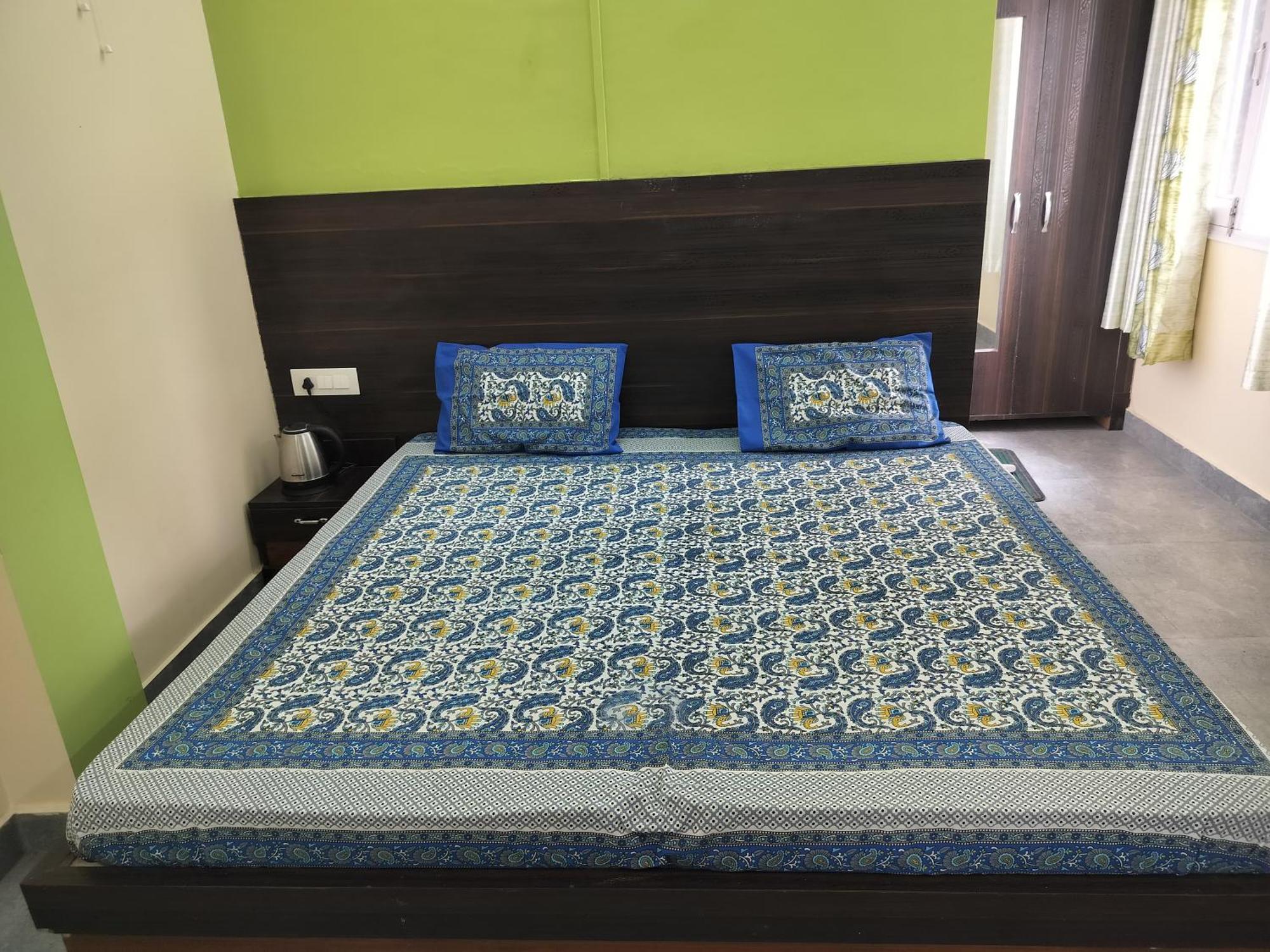 Tree Valley Homestay Chail Eksteriør billede